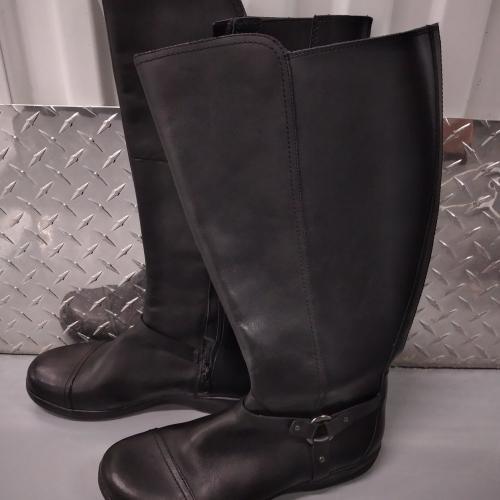 Clarks Black leather winter boots. Brand new with tags still on.